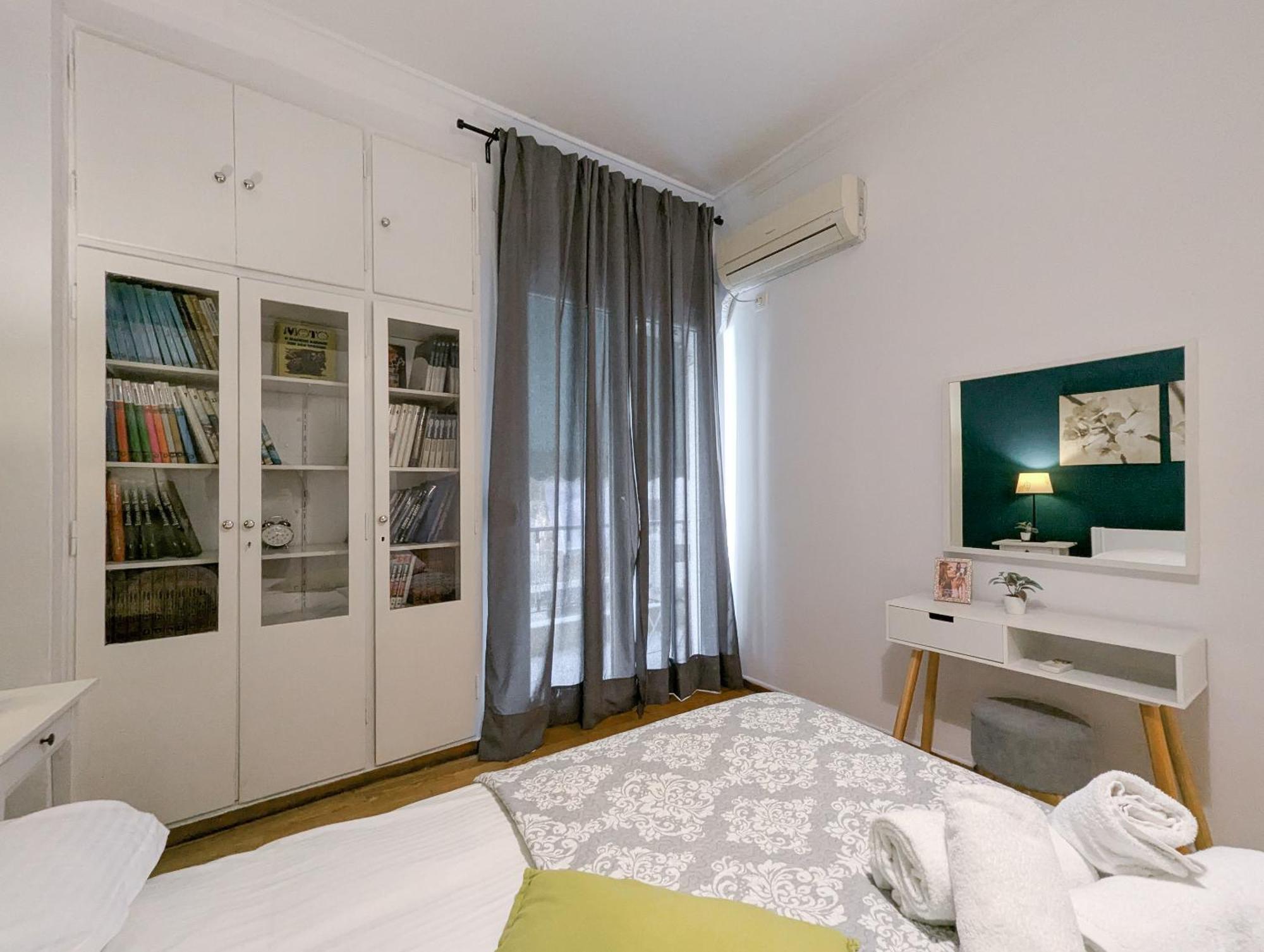 Spacious Apt For 5 Guests Next To Acropolis&Metro 아테네 외부 사진