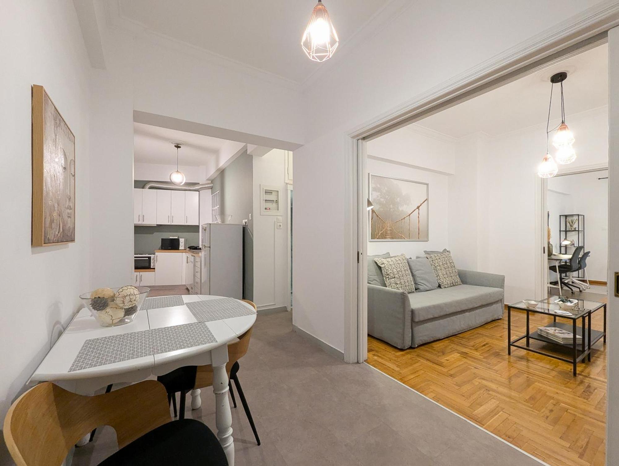 Spacious Apt For 5 Guests Next To Acropolis&Metro 아테네 외부 사진